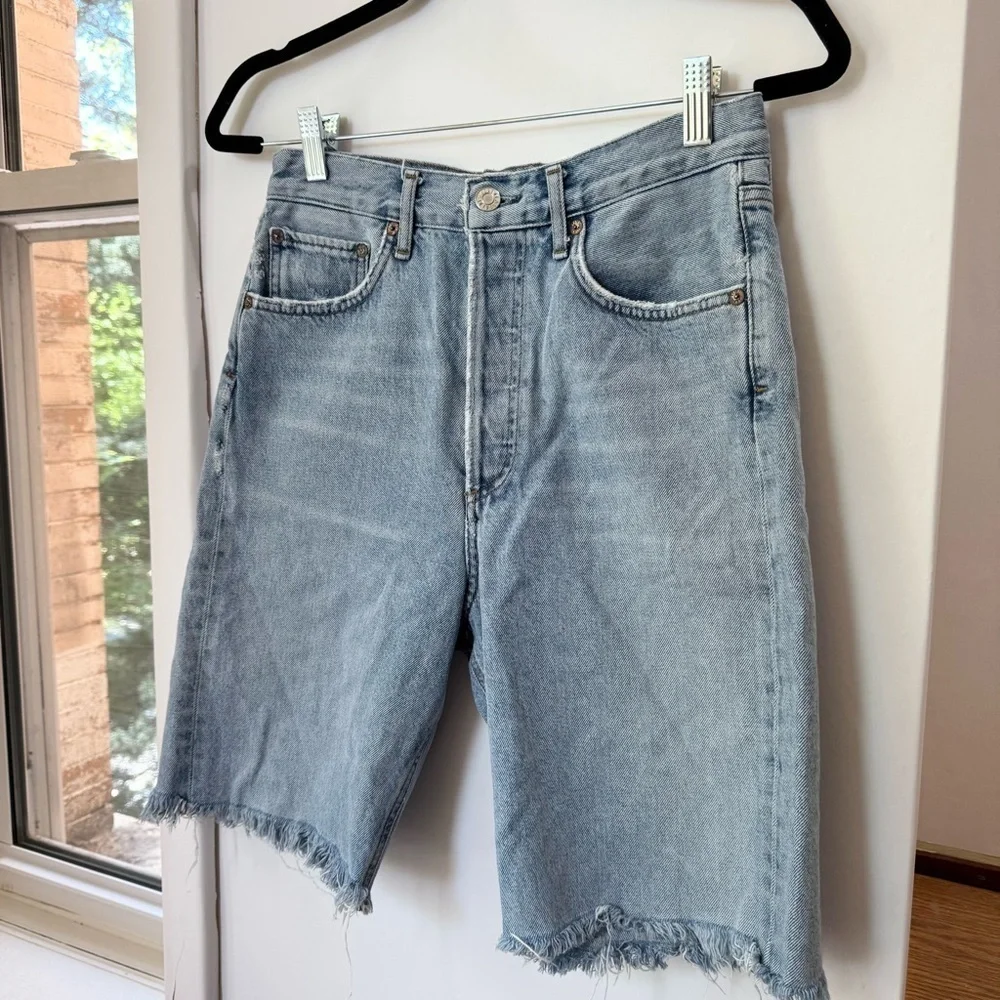 AGOLDE 90s Long Jean Shorts Blue in Force 25
